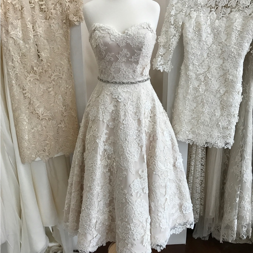 Modern Trousseau White Lace Wedding Dress